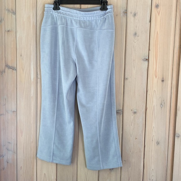 🍋Lululemon Softstreme cropped pant - Picture 9 of 13